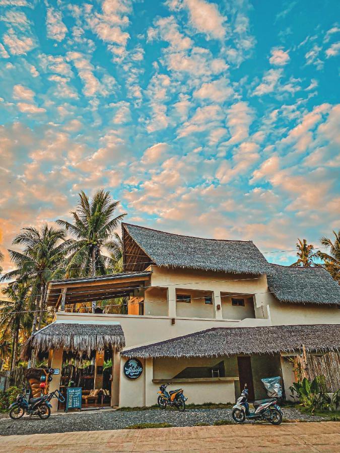 Haole Surf Hostel General Luna  Esterno foto